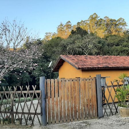 Casa Kiiro, um ambiente tranquilo e de sossego. Santo Antônio do Pinhal Exterior foto